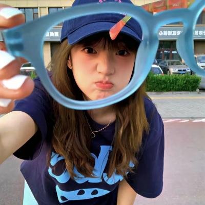 染成茜色的坂道